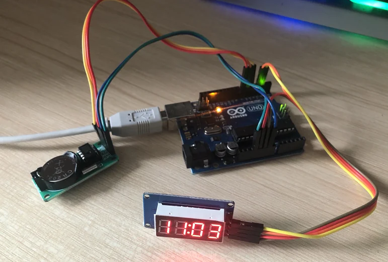 4-Digit 전자시계 라이브러리