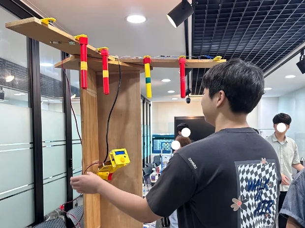 Stick Drop! (순발력 게임 장치)